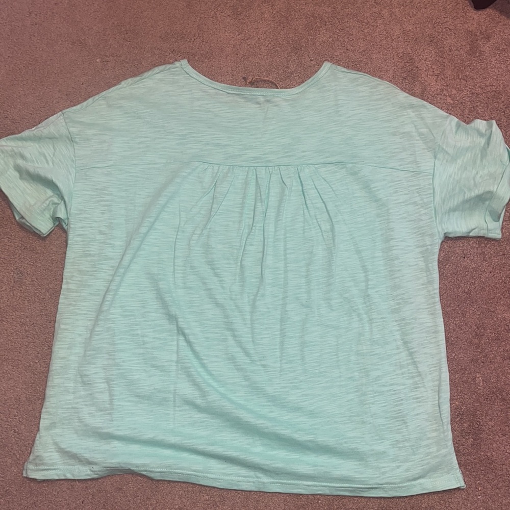Beautiful Mint Top - Picture 4 of 4